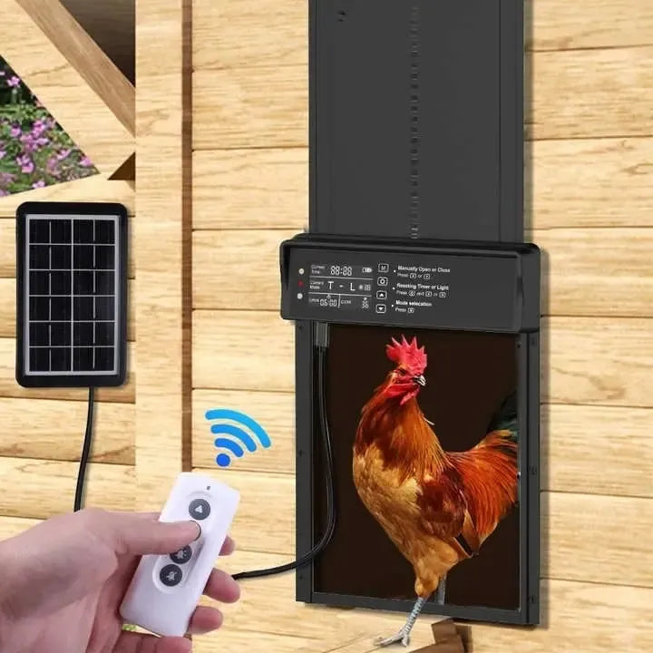 Automatinės vištų durys su saulės moduliu ir nuotolinio valdymo pultu, sidabrinio plastiko dėklas, veikia saulės energija.