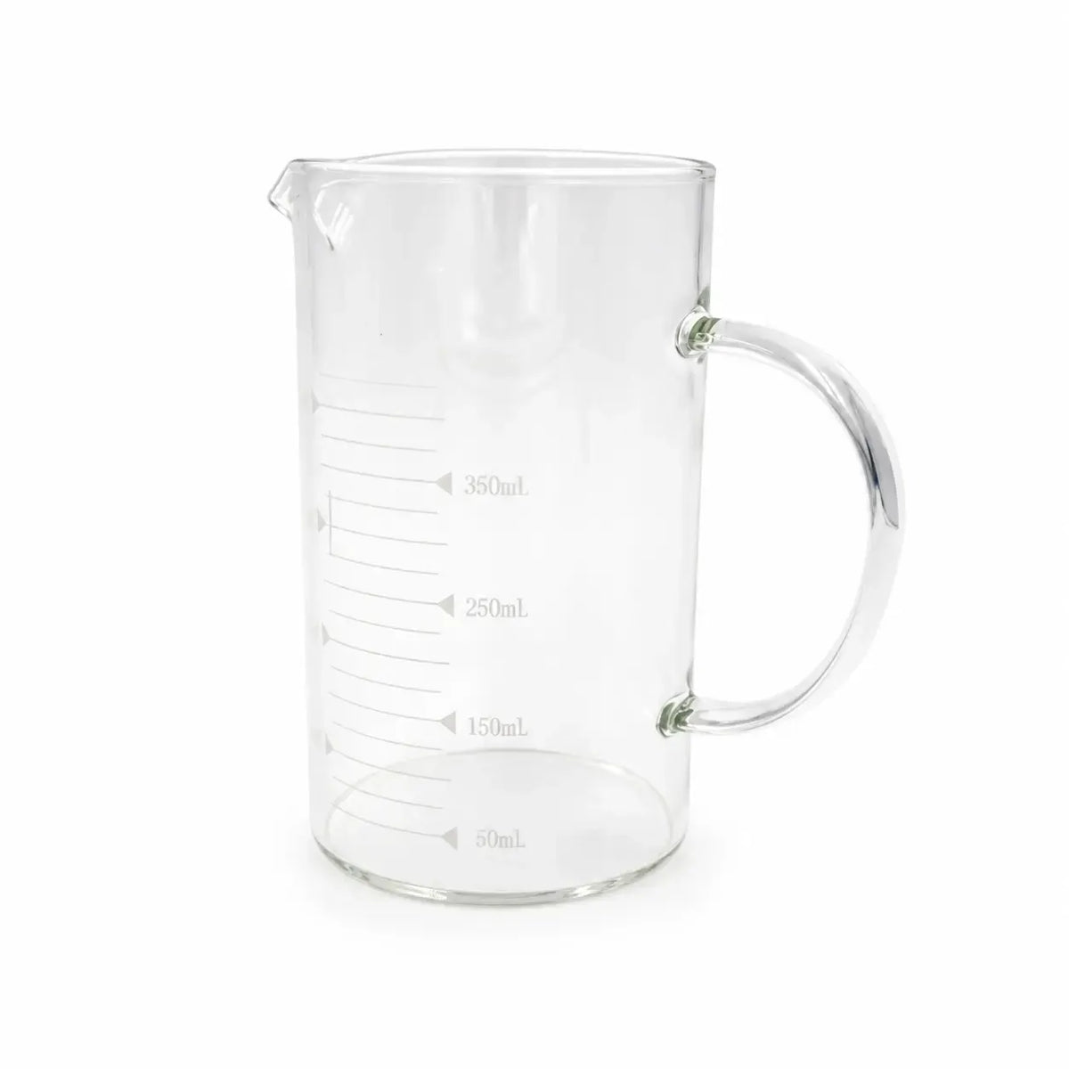 Stiklinis matavimo ąsotis 500 ml, aiškiai pažymėtas matavimo žymėmis, tinkamas skysčių matavimui ir maišymui.