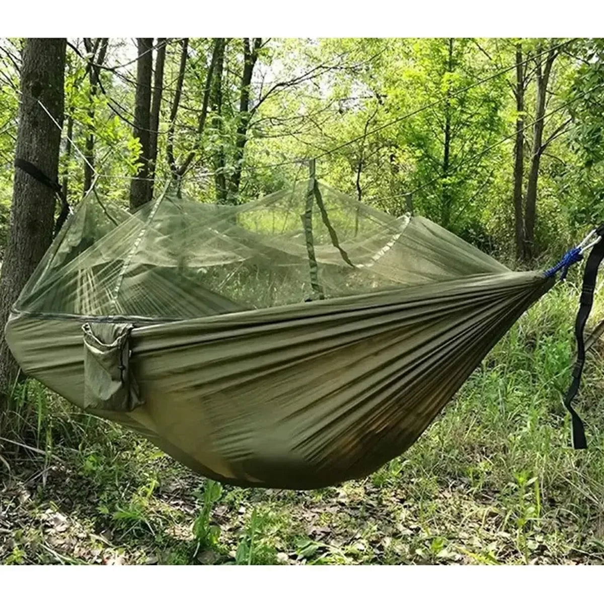 Turistinis hamakas su tinkleliu nuo vabzdžių, matmenys 260x140 cm, patogus lauko poilsiui ir apsaugai nuo uodų.