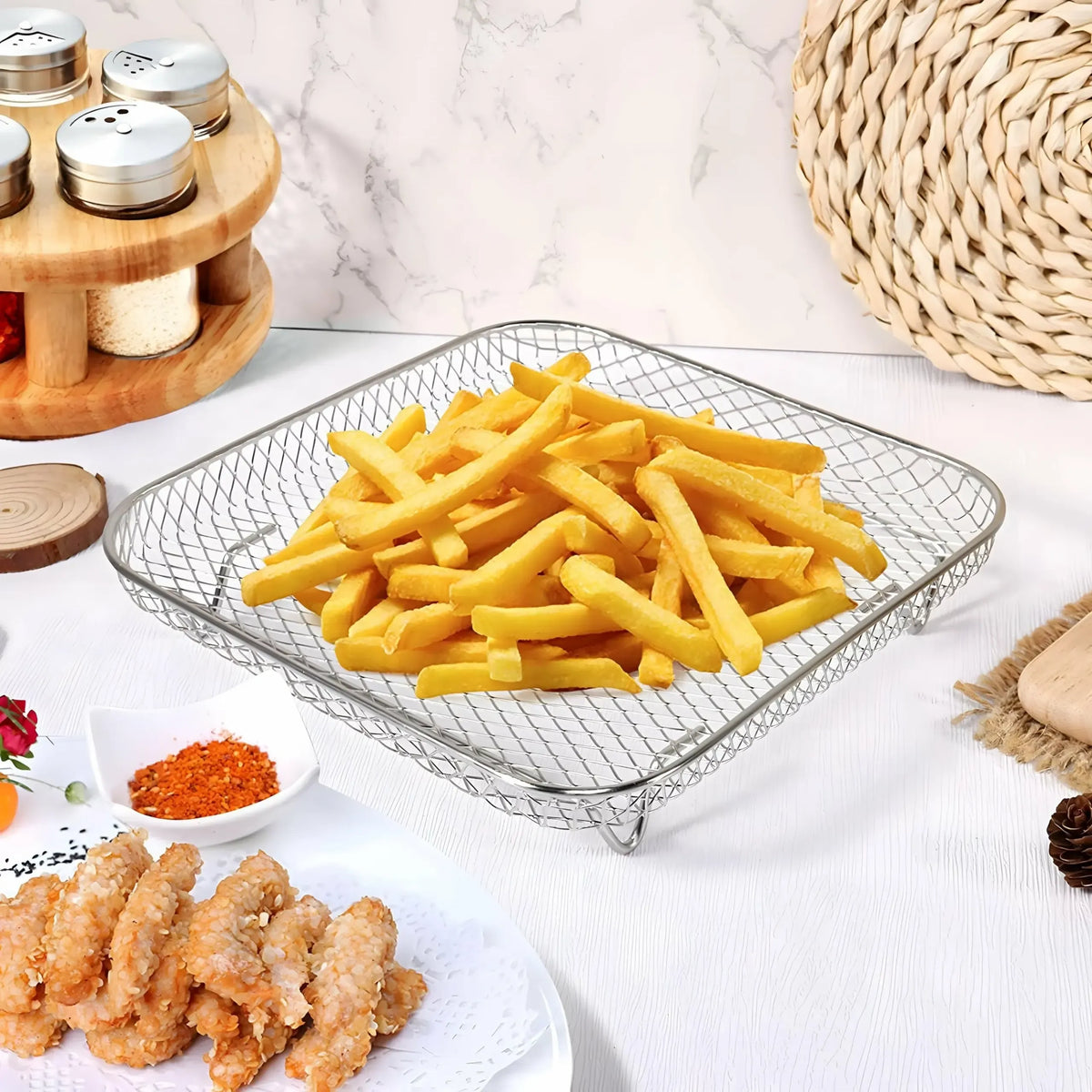 Tvirtas plieninis stovas gruzdintuvei Air Fryer, stabilus ir tvirtas, skirtas patogiam naudojimui ir saugumui užtikrinti.