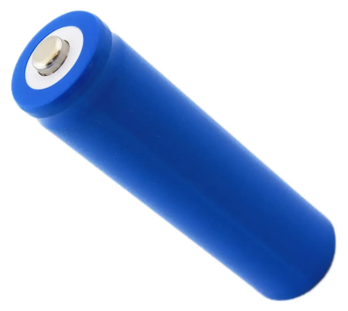 18650 ličio jonų akumuliatorius, 4800 mAh talpa, su metalinėmis kontaktinėmis dalimis, skirtas įkraunamoms baterijoms.