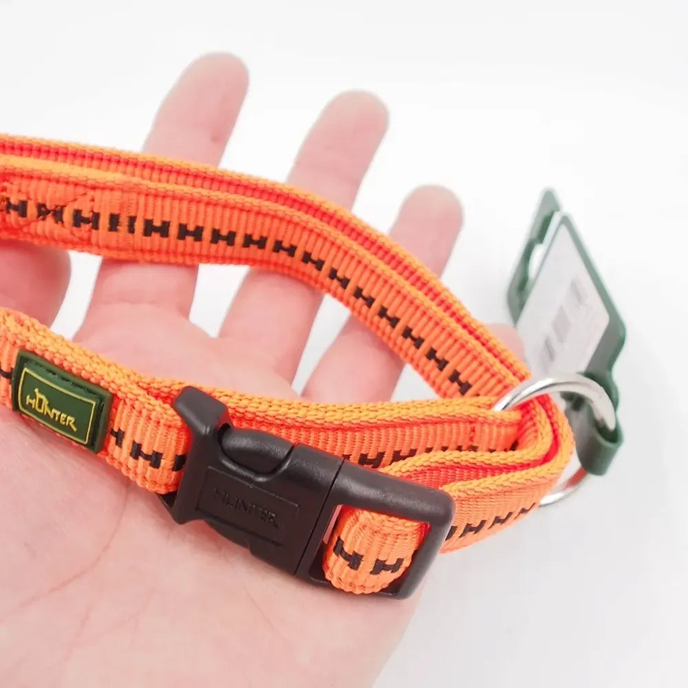 Hunter tekstilinis šunų antkaklis, oranžinis, 40-55 cm, patvarus ir patogus šunų režimui.