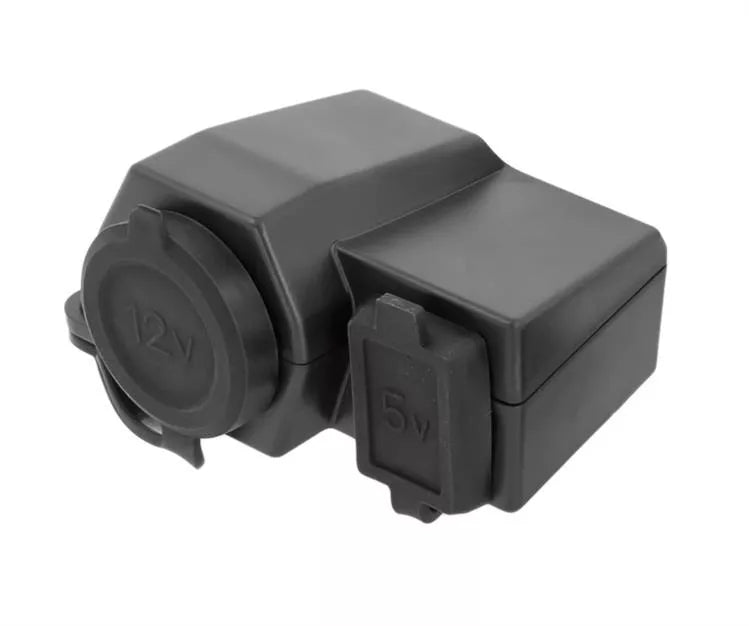 Automobilio lizdas 12V USB 5V 2A