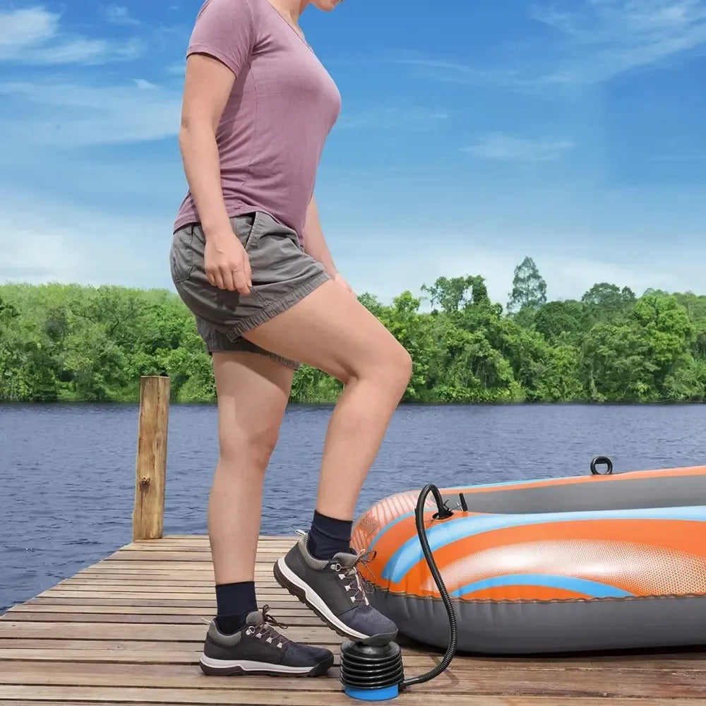 Kojinė pompa Bestway Air Step 300 ml, kompaktiška oro pompa su patogiu vožtuvu ir valdymo rankenėle.