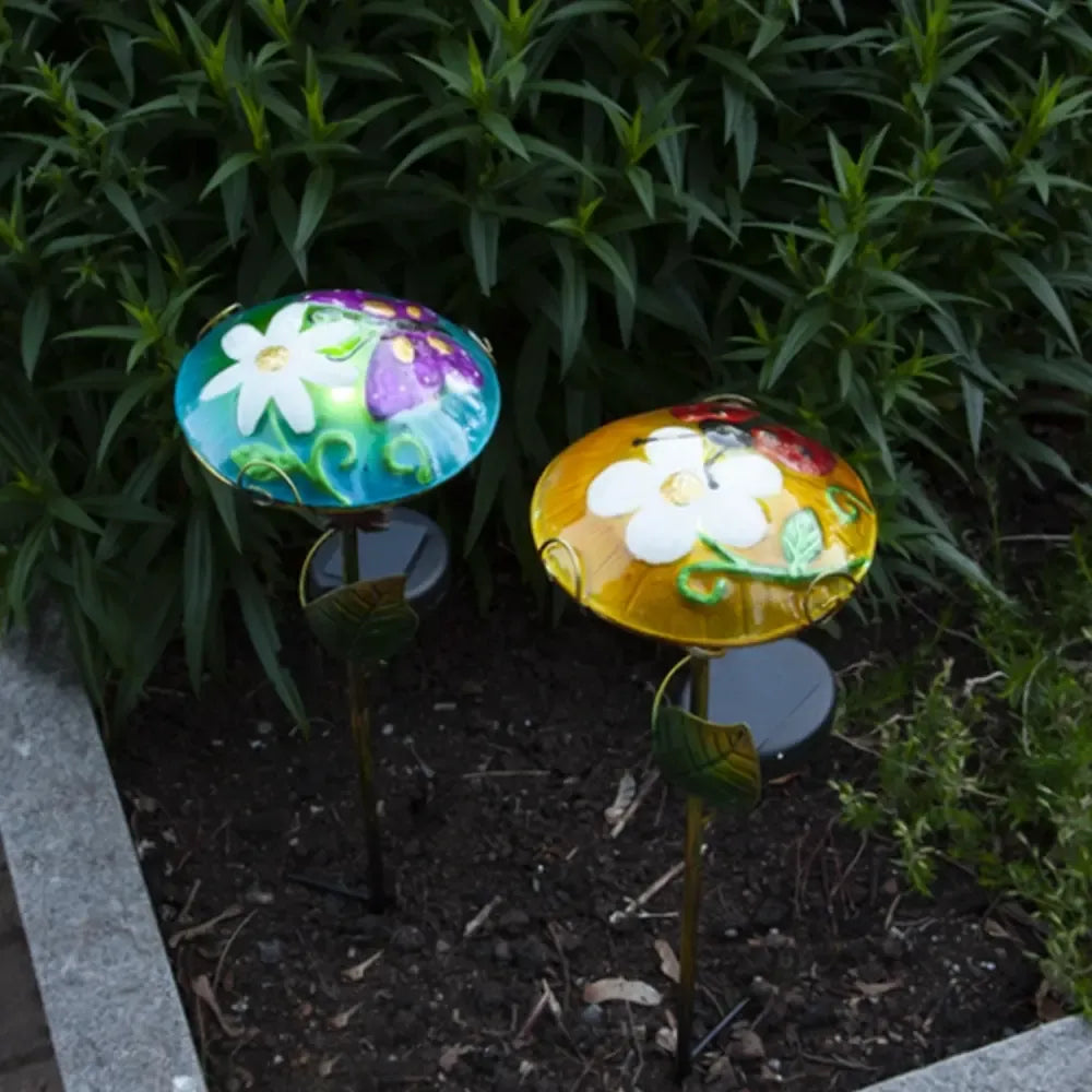 Lauko LED lempa su saulės baterija, 44 cm ilgio, tinka lauko apšvietimui, šviesi ir energiją taupanti.