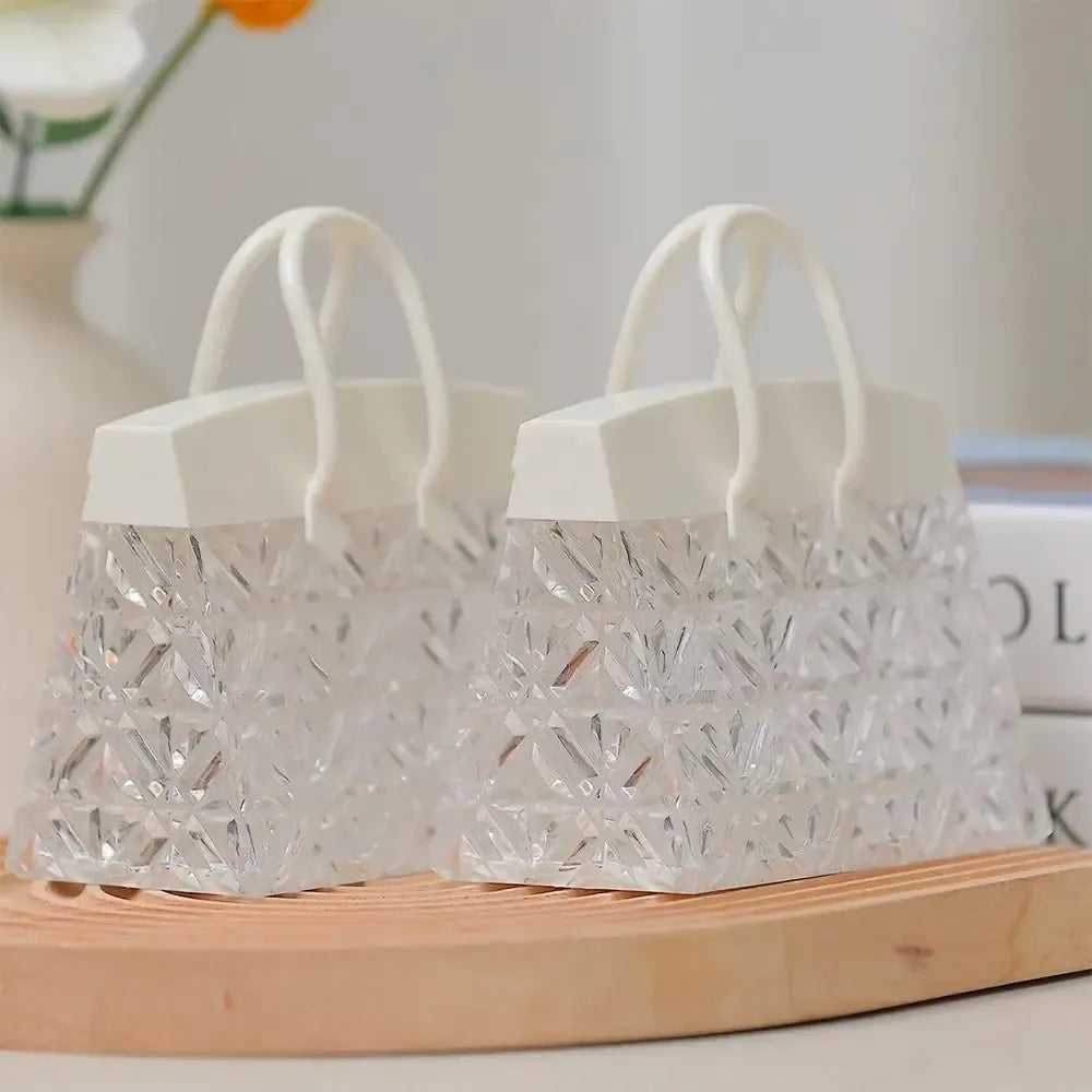 Šviečianti LED stalo dekoracija BAG TR1645 su šviesos elementais, sukurta kaip stalo papuošimas ir apšvietimo aksesuaras.