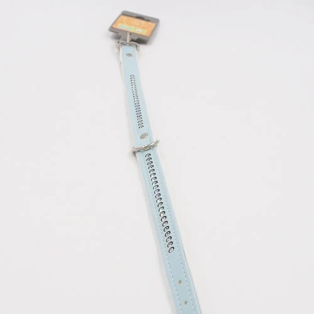 Šviesiai mėlynas Hunter odinis šunų antkaklis su Swarovski kristalais, vidutinio dydžio (28–33 cm).