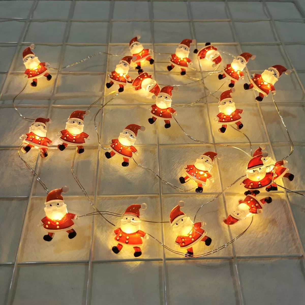 Kādžerī Senelio formas LED lampu komplekts