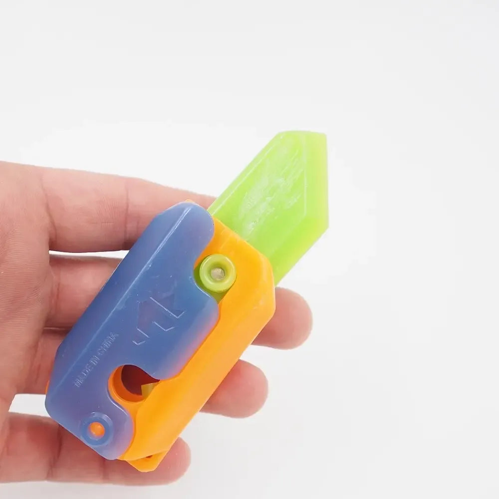 Plastikinis radžių peilis, šviečiantis žaislas, saugus vaikams, spalvingas plastikinis įrankis radiliams pjauti ir žaisti.