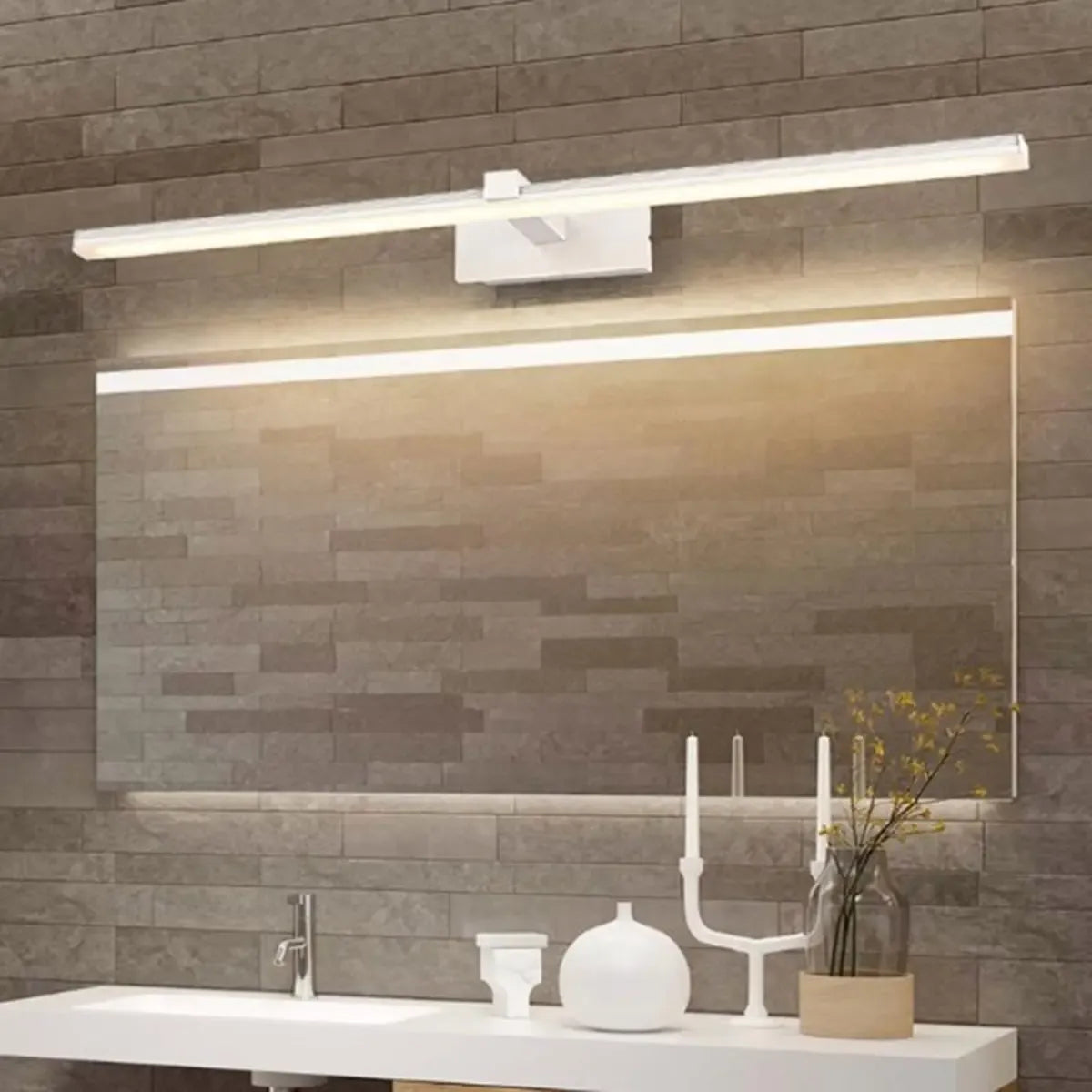 Baltas LED sieninis šviestuvas virš veidrodžio, 60 cm, modernus ir šviesus apšvietimas vonios ar miegamojo kambariui.