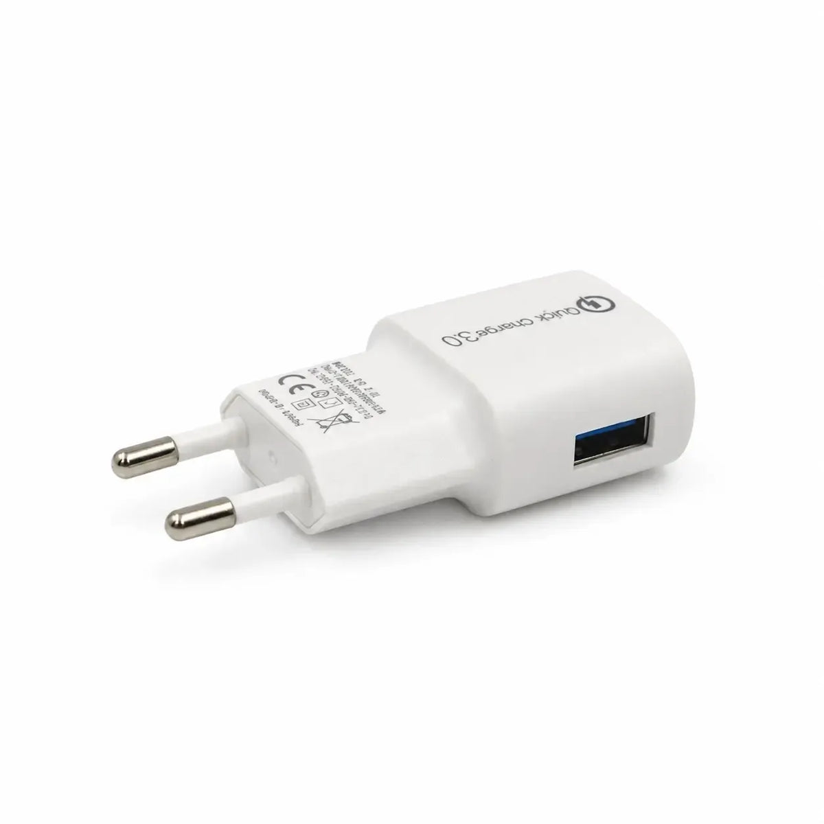 Sieninis USB įkroviklis TR2479B, baltos spalvos, su keliais USB jungtimis ir įkrovimo indikatoriais.