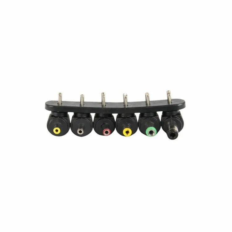 Universalus reguliuojamas maitinimo adapteris su 6 antgaliais, 3–12 V, 24 W