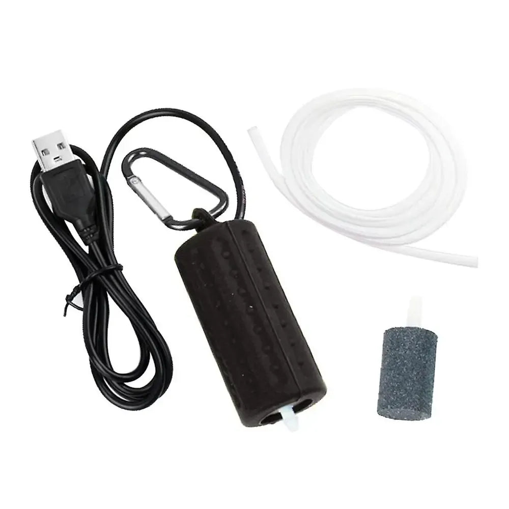 USB deguonies pompa akvariumui, maža ir tyliai veikianti, su akvariumo oro išleidimo žarna ir filtru.