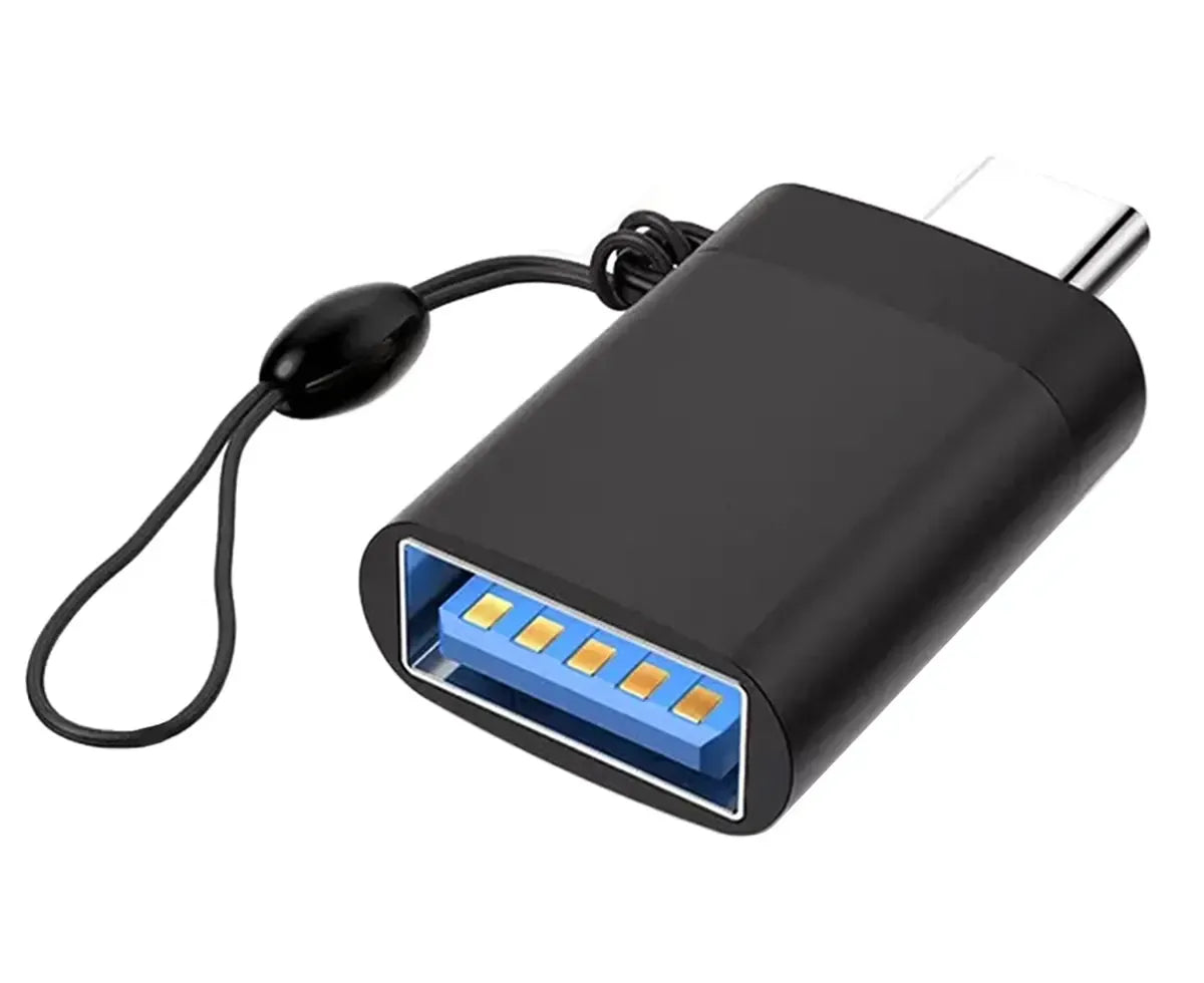 USB Type-C adapteris juodos spalvos, kompaktiškas dizainas ir jungtis patogiam įrenginių prijungimui