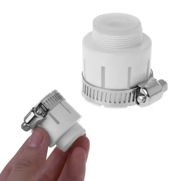 Universalus vandens čiaupo adapteris su plastikiniu ir metaliniu jungiamuoju elementu, skirtas patogiai prijungti vandens žarneles
