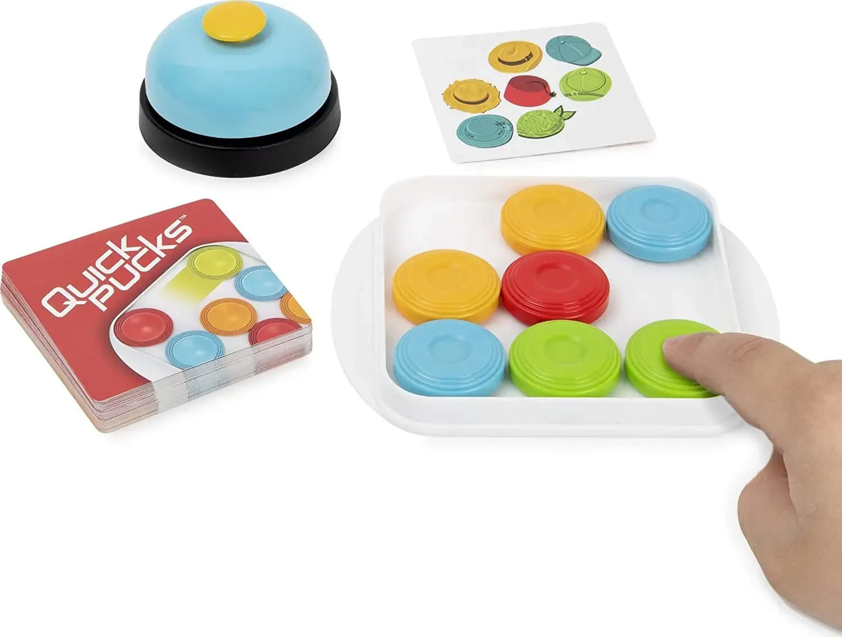 Stalo žaidimas Puck Puzzle su spalvingomis dalimis ir žaidimo lenta, skirta smagiai pramogai ir smegenų lavinimui